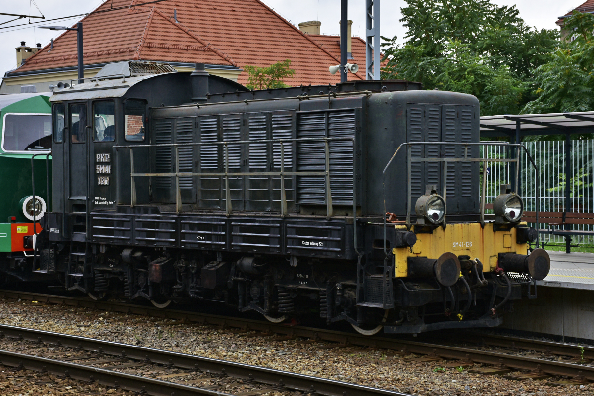 SM41-126